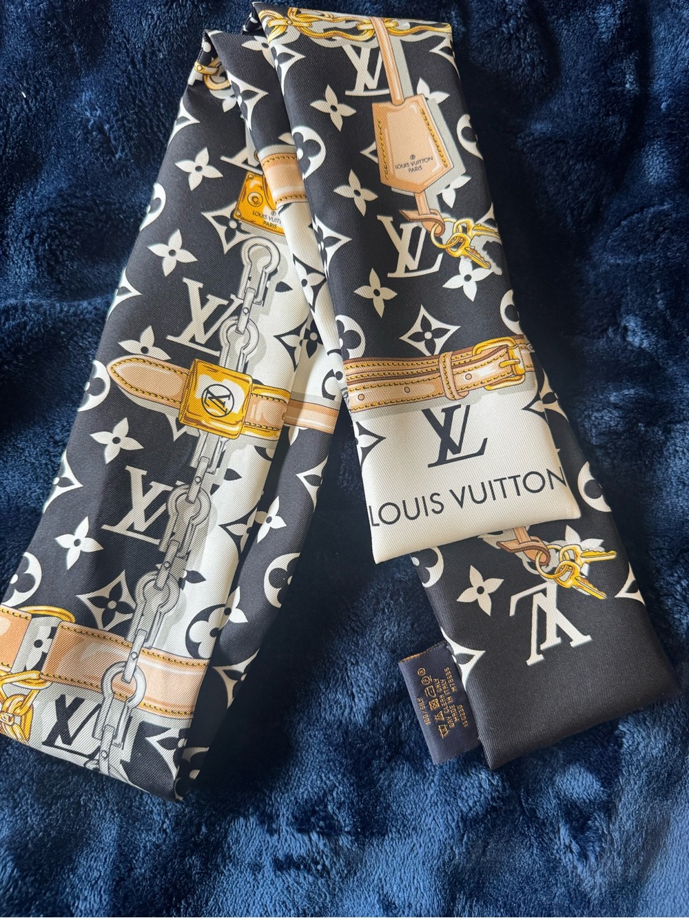 Louis Vuitton monogram confidential bandeau